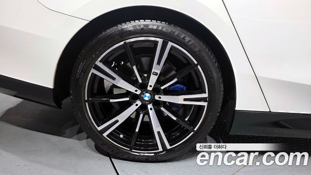 BMW 5-Series 2024 — photo 5