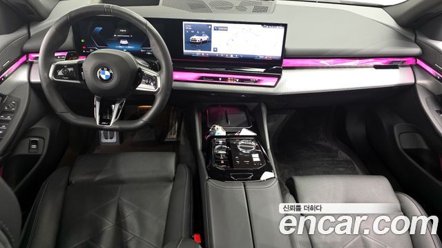 BMW 5-Series 2024 — photo 10