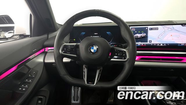 BMW 5-Series 2024 — photo 18