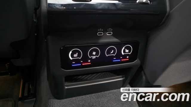BMW 5-Series 2024 — photo 25