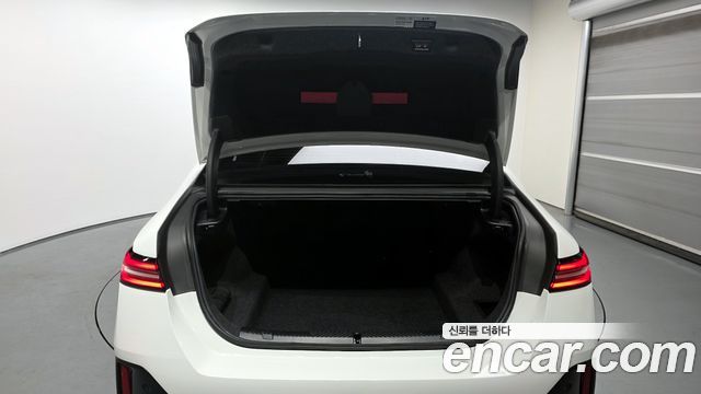 BMW 5-Series 2024 — photo 26
