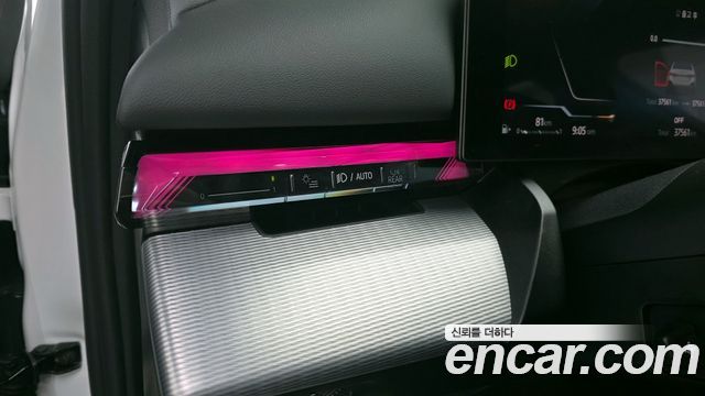 BMW 5-Series 2024 — photo 27