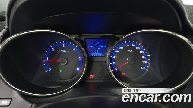 Hyundai Tucson 2012 — photo 8