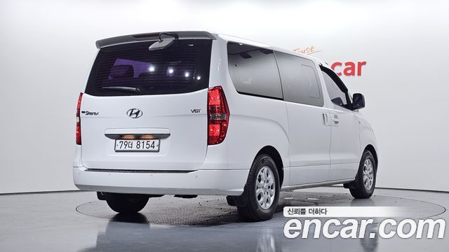 Hyundai Starex 2016 — photo 2
