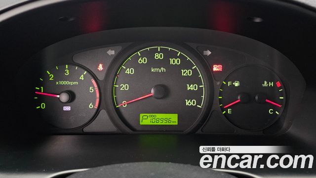 Hyundai Starex 2016 — photo 11
