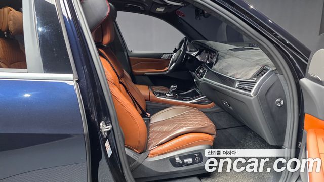BMW X7 2020 — photo 17