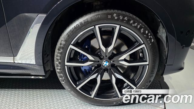 BMW X7 2020 — photo 7