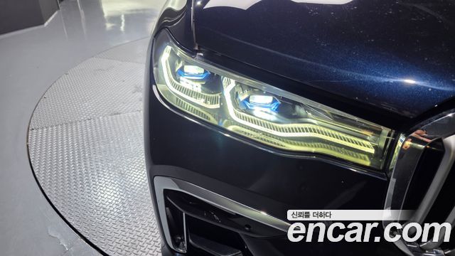 BMW X7 2020 — photo 8