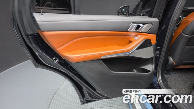 BMW X7 2020 — photo 15