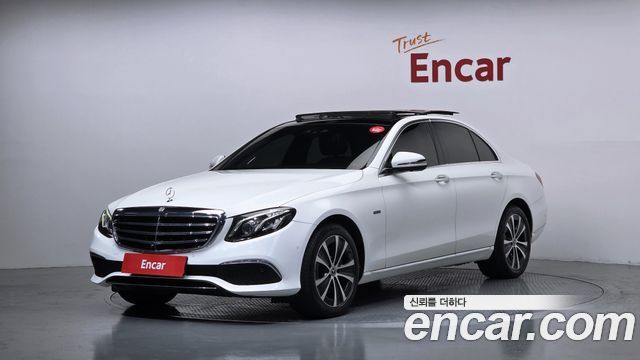 Mercedes-Benz E-Class 2019 — photo 1