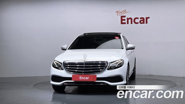 Mercedes-Benz E-Class 2019 — photo 3