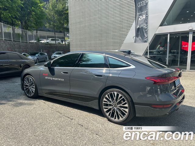 Audi A6 e-Tron 2025 — photo 2