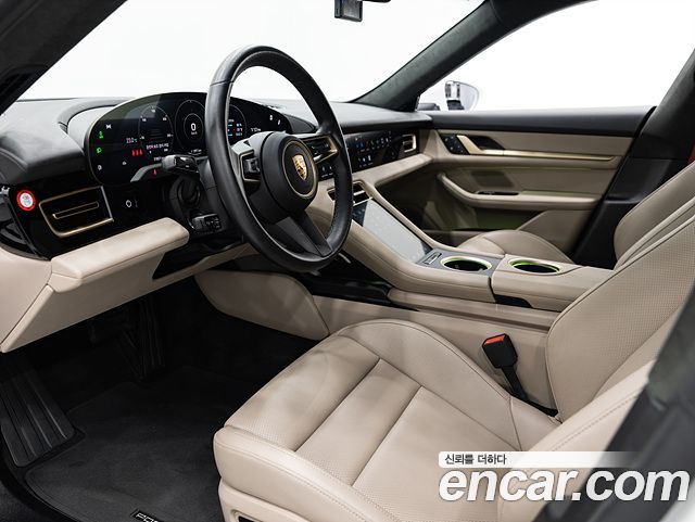Porsche Taycan 2024 — photo 15