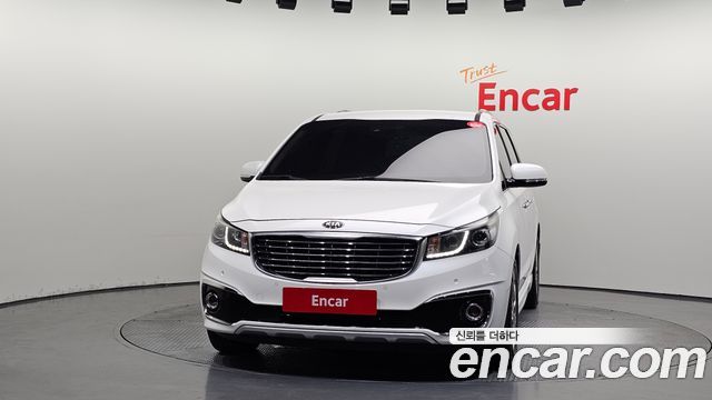 Kia Canival 2018 — photo 3