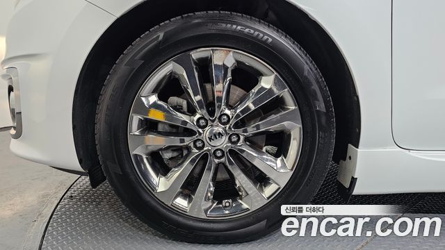 Kia Canival 2018 — photo 5