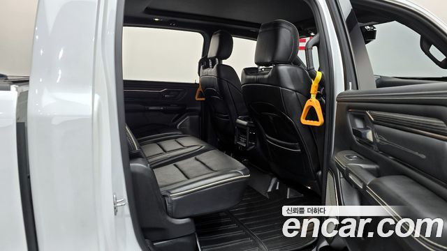 Dodge Ram Pick Up 2019 — photo 17