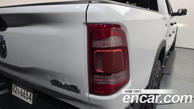 Dodge Ram Pick Up 2019 — photo 9