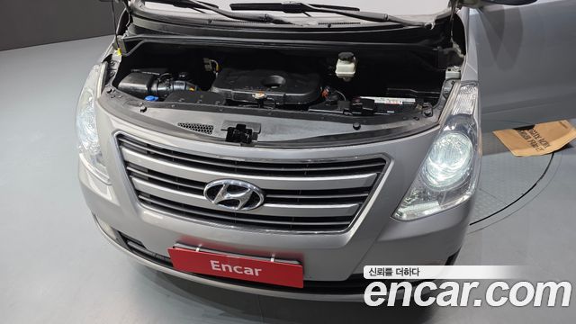 Hyundai Starex 2017 — photo 6