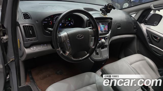 Hyundai Starex 2017 — photo 7