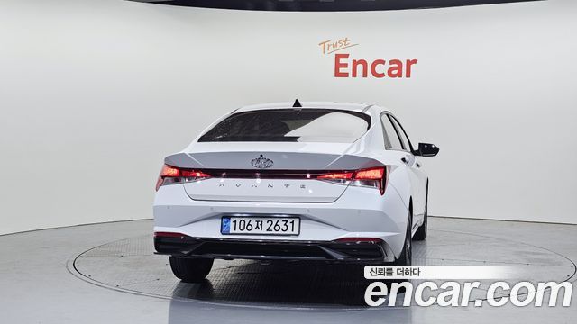 Hyundai AVANTE 2023 — photo 4