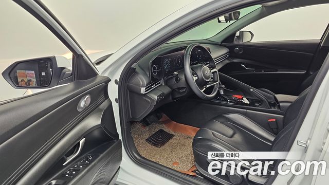 Hyundai AVANTE 2023 — photo 10