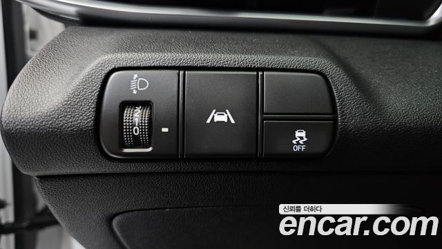Hyundai AVANTE 2023 — photo 14