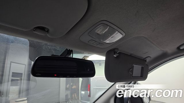 Hyundai Starex 2015 — photo 19