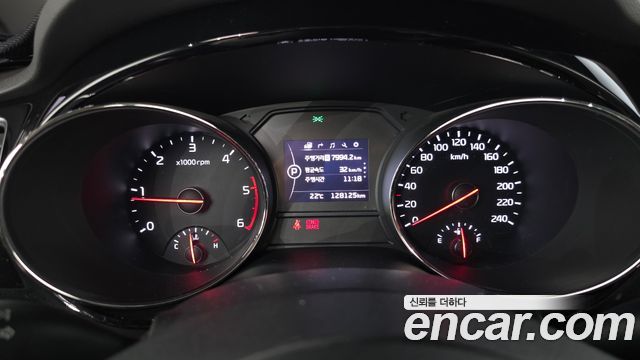 Kia Canival 2018 — photo 11