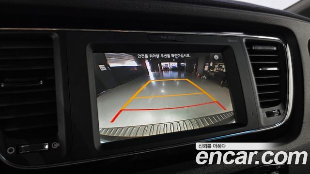 Kia Canival 2018 — photo 21