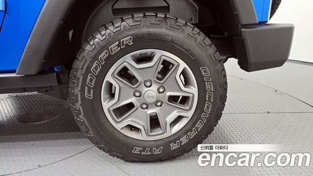 Jeep Wrangler 2016 — photo 7