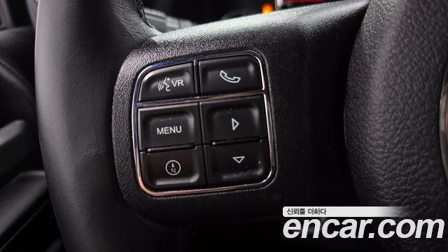 Jeep Wrangler 2016 — photo 27