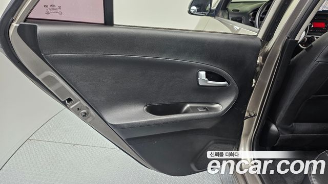 Kia morning 2013 — photo 15