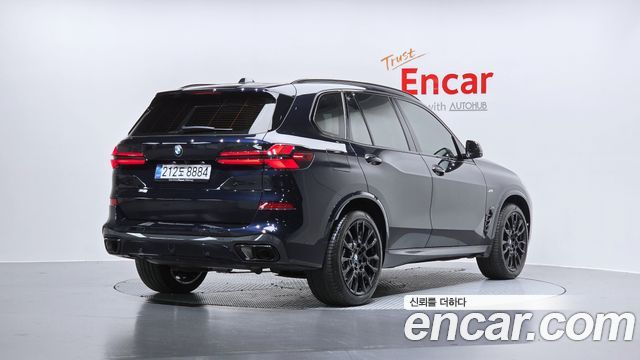 BMW X5 2025 — photo 2