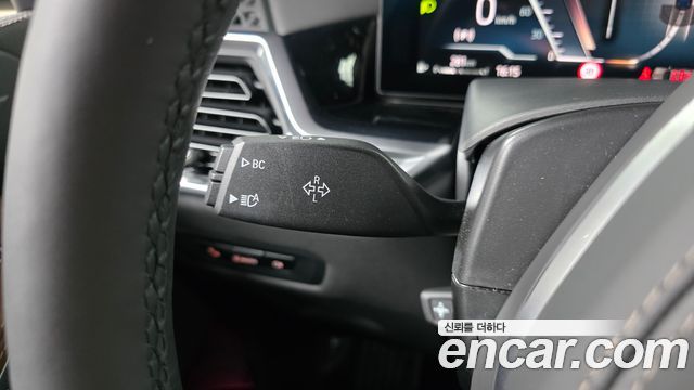 BMW X5 2025 — photo 27