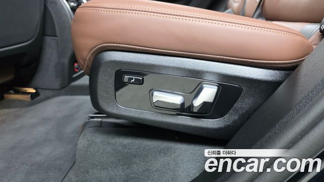 BMW X5 2025 — photo 28