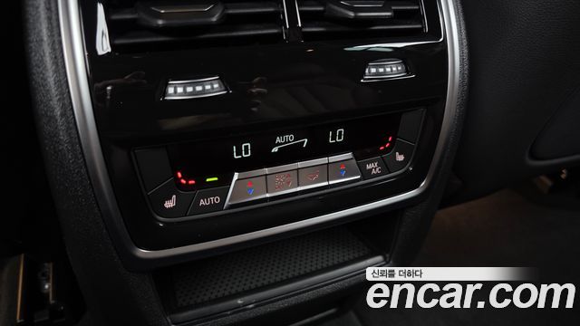 BMW X5 2025 — photo 29