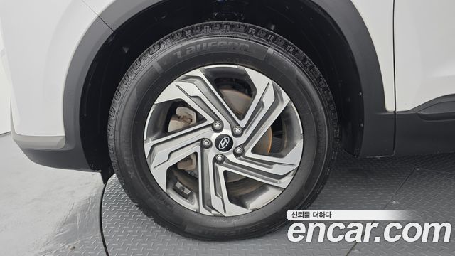 Hyundai Santafe 2021 — photo 5