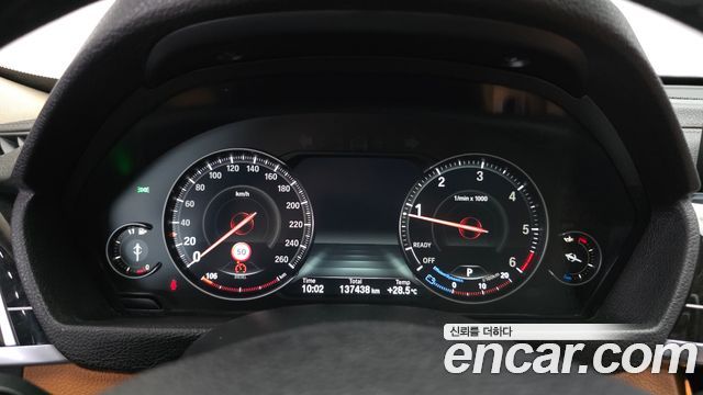 BMW Gran Turismo 2018 — photo 8