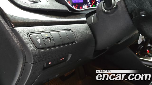 Kia K7 2013 — photo 15