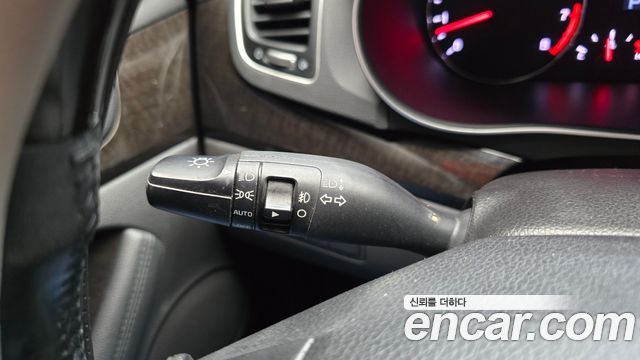 Kia K7 2013 — photo 16