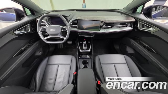Audi Q4 e-tron 2025 — photo 7
