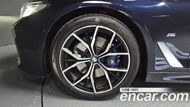 BMW 5-Series 2022 — photo 5