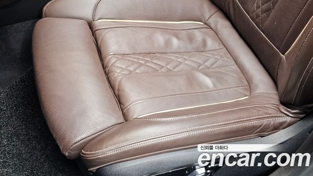BMW 5-Series 2022 — photo 31
