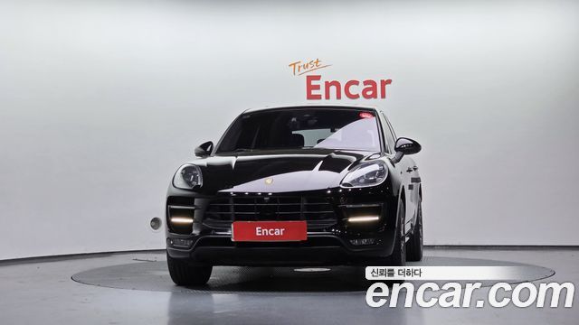 Porsche Macan 2017 — photo 3