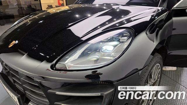 Porsche Macan 2017 — photo 8