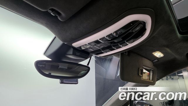 Porsche Macan 2017 — photo 27