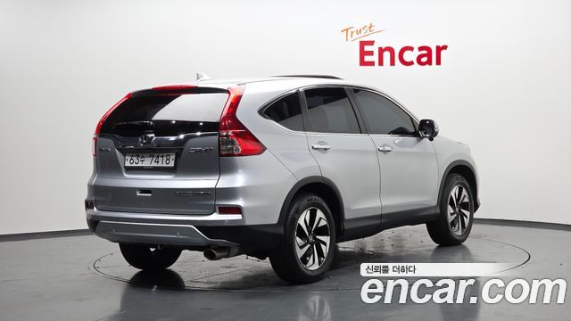 Honda CR-V 2015 — photo 2