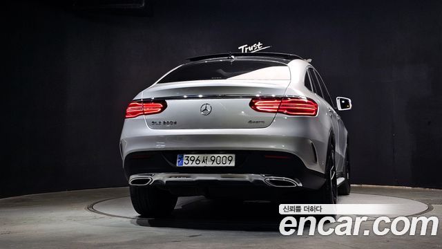 Mercedes-Benz GLE-Class 2017 — photo 4