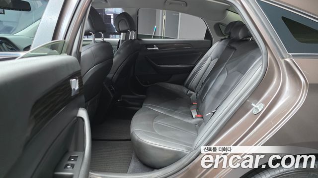 Hyundai Sonata 2015 — photo 11