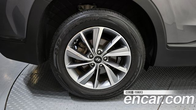 Hyundai Santafe 2019 — photo 5